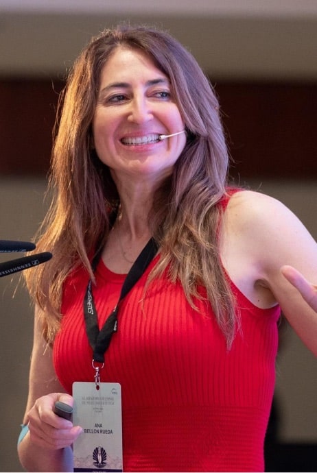 Dra. Ana Bellon